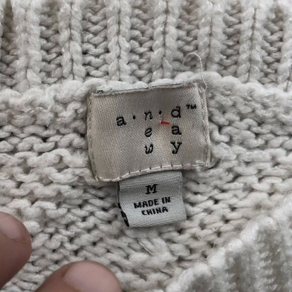 A New Day Womens Sweater Medium Textured Cable Knit Soft Cozy Colorblock Casual - Picture 2 of 7